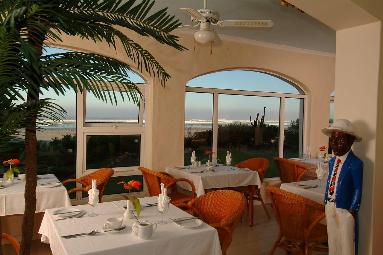 The Beach Villa Melkbosstrand Bagian luar foto